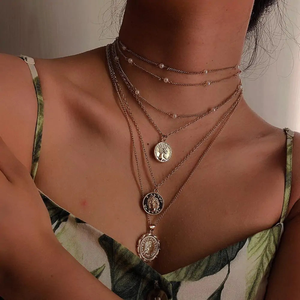 Choker Pendant Necklace